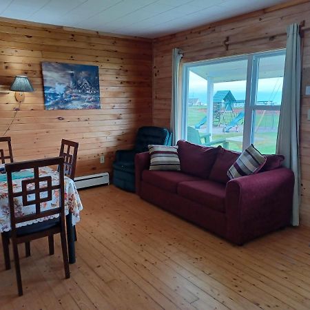 Blue Spruces Cottages Hampton Eksteriør bilde