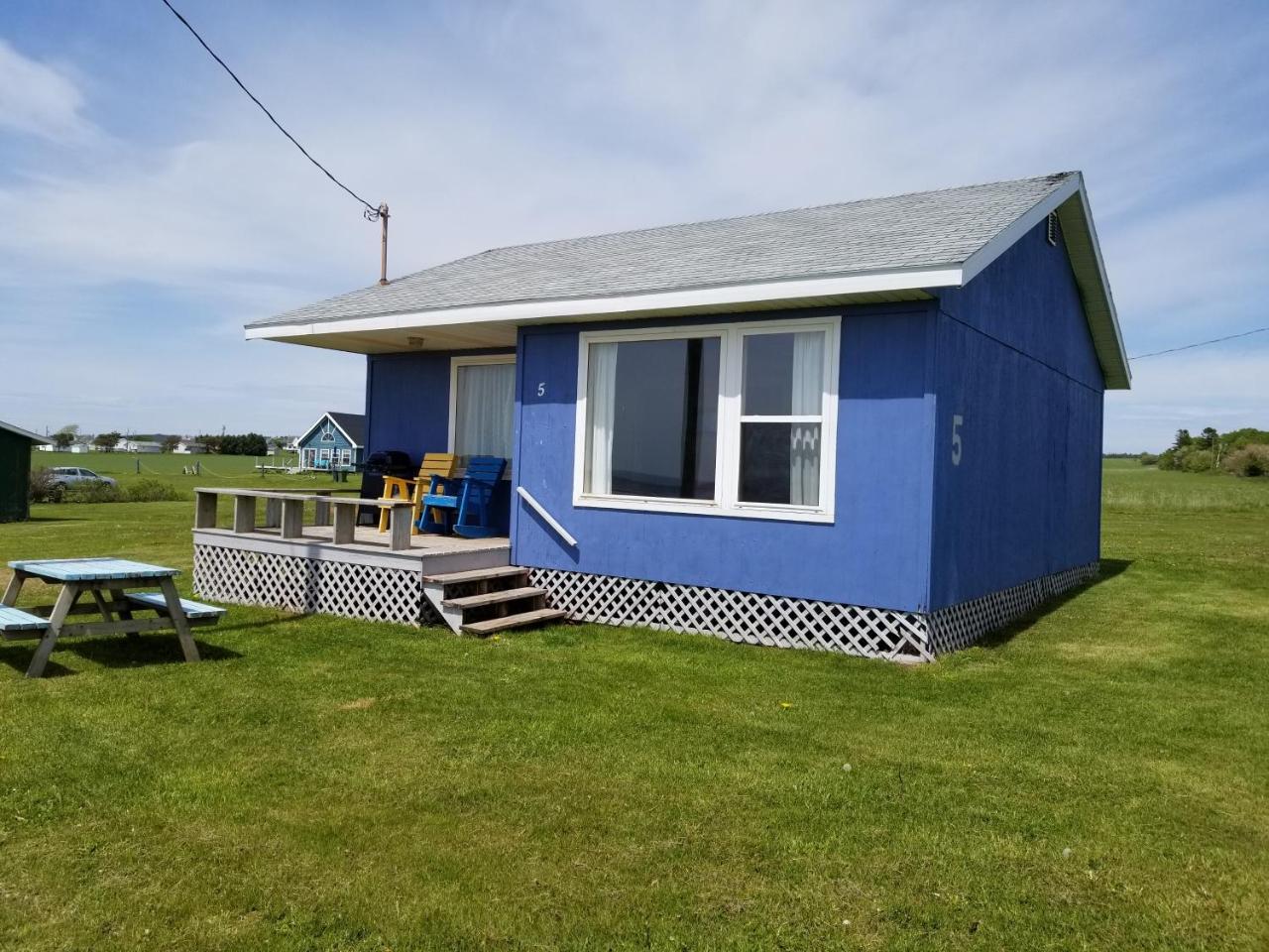 Blue Spruces Cottages Hampton Eksteriør bilde